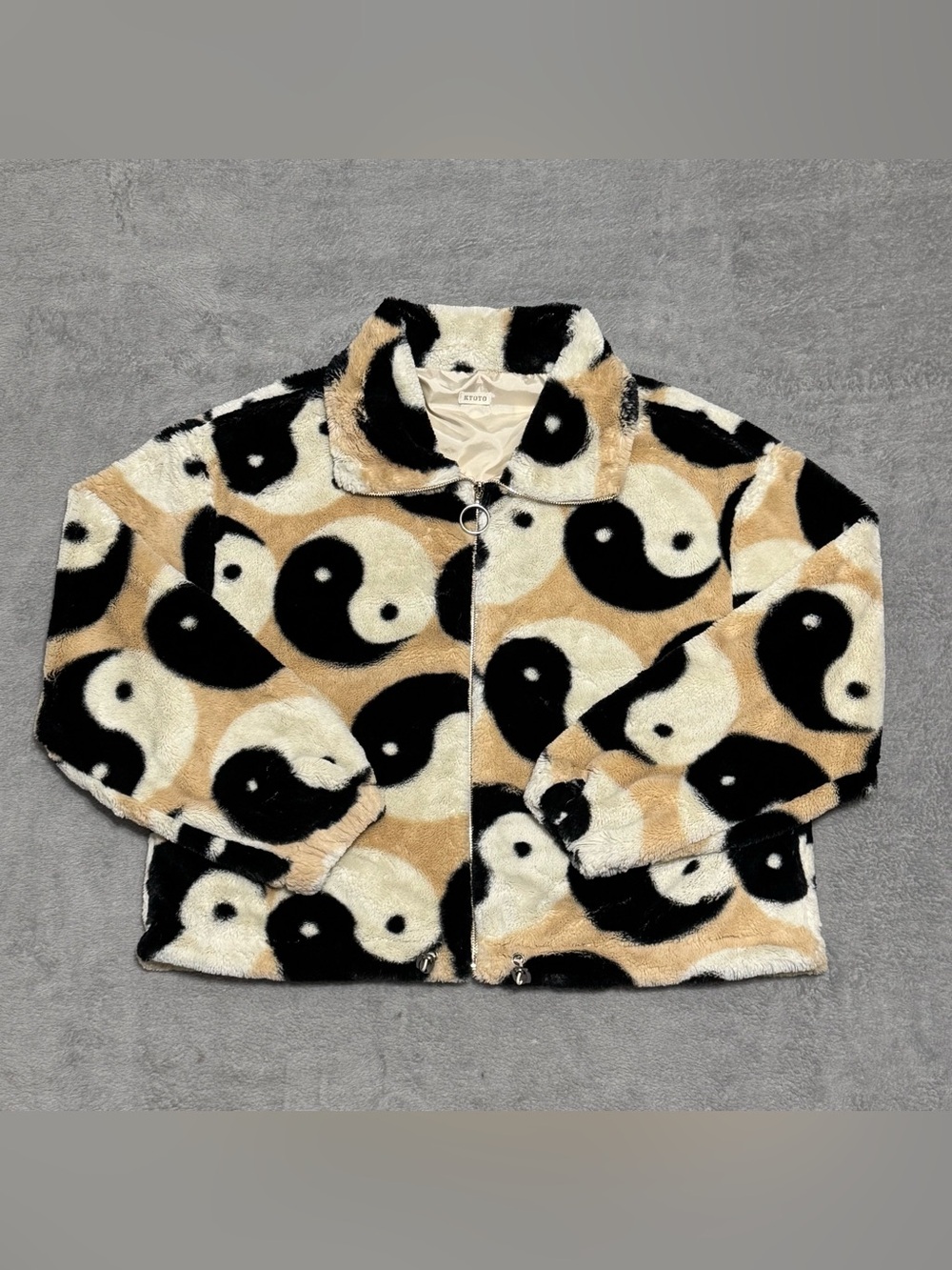 Kyoyo Yin Yang Womens L Sherpa Jacket Tan Black Plush Full Zip Cozy Soft Y2K Alt